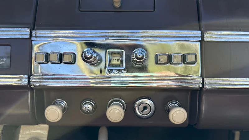 1940 Packard 120 in Granada 10