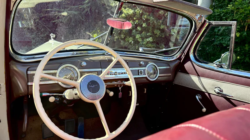 1940 Packard 120 in Granada 13