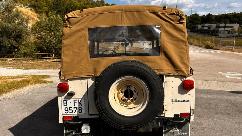 1982 Land Rover 109 Series 3 in Castellolí 4