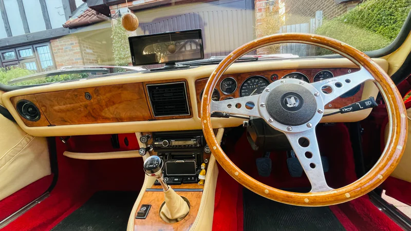 1973 Triumph Stag in Reading 7