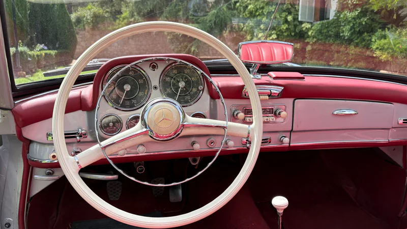 1966 Mercedes-Benz 190 SL in Granada 10