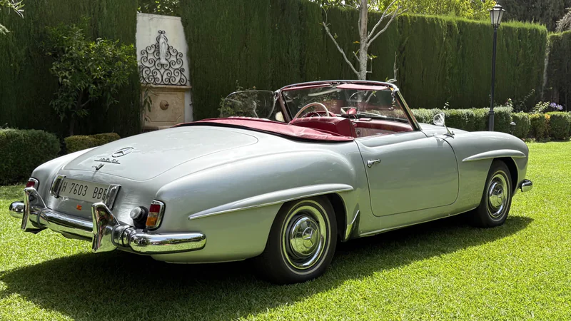 1966 Mercedes-Benz 190 SL in Granada 2