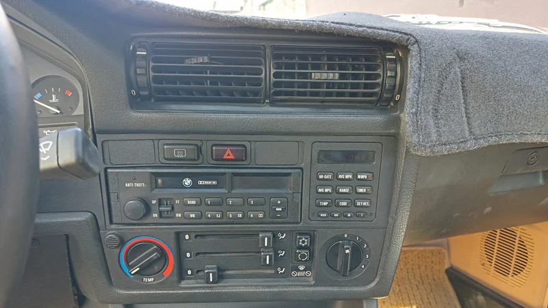 1989 BMW 325iC in Cuauhtémoc 4