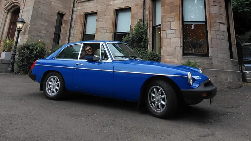 1975 MG MGB GT in Grangemouth 2