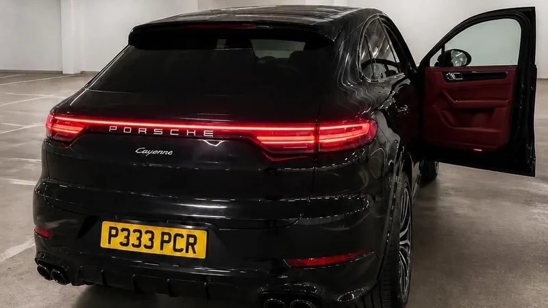 2026 Porsche Cayenne in London