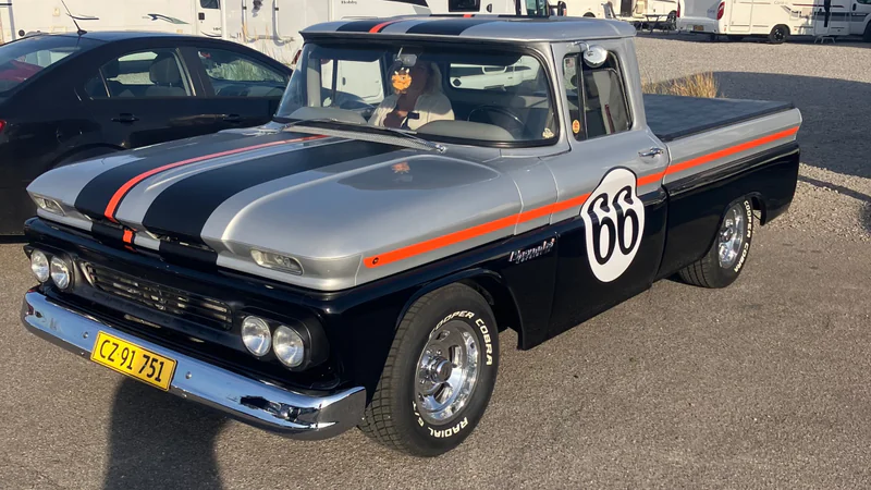 1960 Chevrolet C10 Apache in Vemmelev