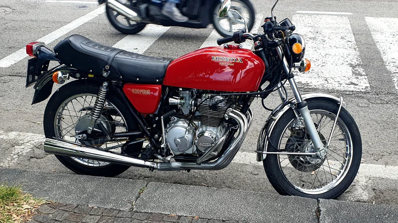 1976 Honda Cb400 Four SS in Trieste 2
