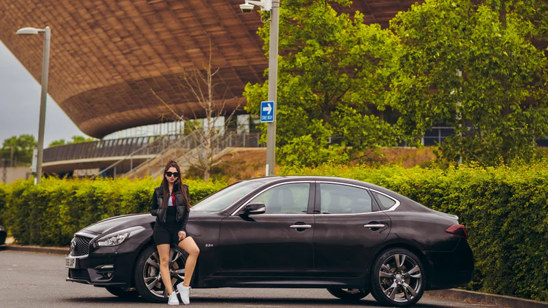 2017 Infiniti Q70 in London 5