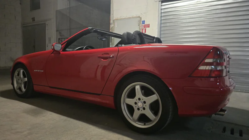 2002 Mercedes-Benz SLK in Rome