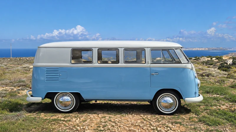 1959 Volkswagen Split Screen Campervan 2 Minibus in Luqa 4