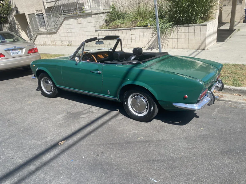 1969 Fiat 124 Spider Sport 2