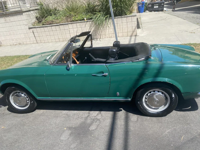 1969 Fiat 124 Spider Sport 4