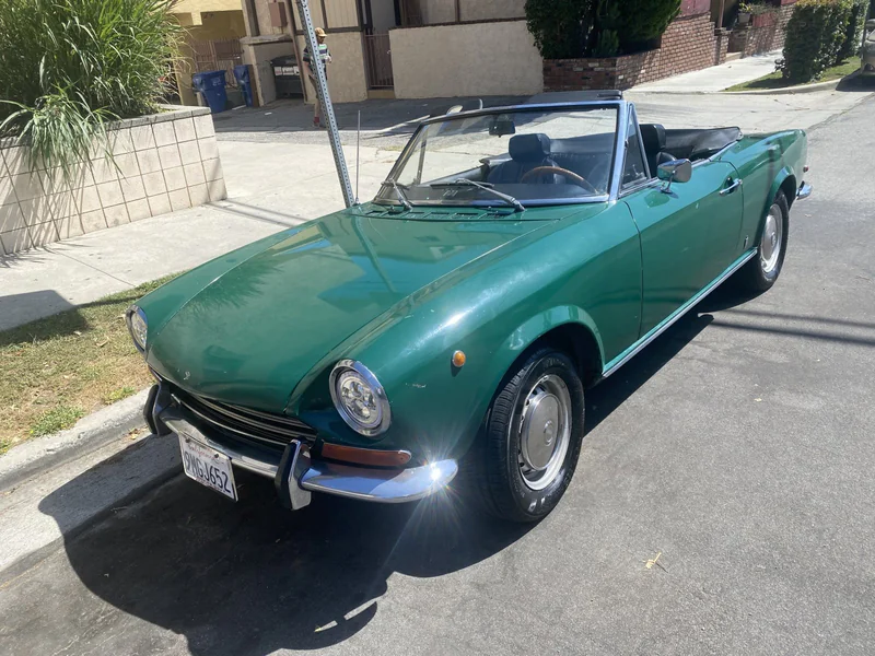 1969 Fiat 124 Spider Sport 3