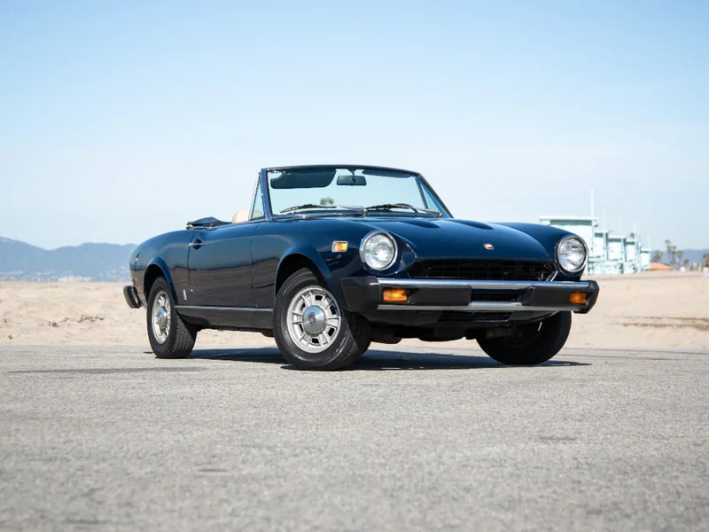 1978 Fiat 124 Spider 2