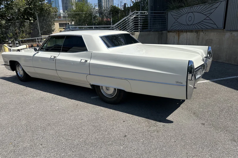 1967 Cadillac Calais Base 3