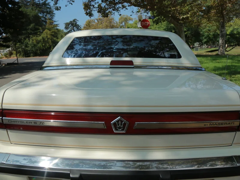 1991 Chrysler TC by Maserati Base 9