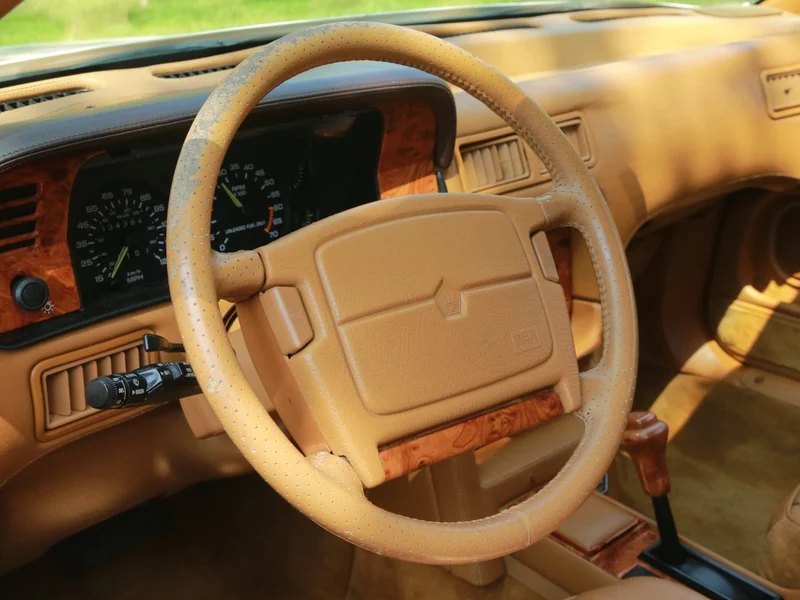 1991 Chrysler TC by Maserati Base 39