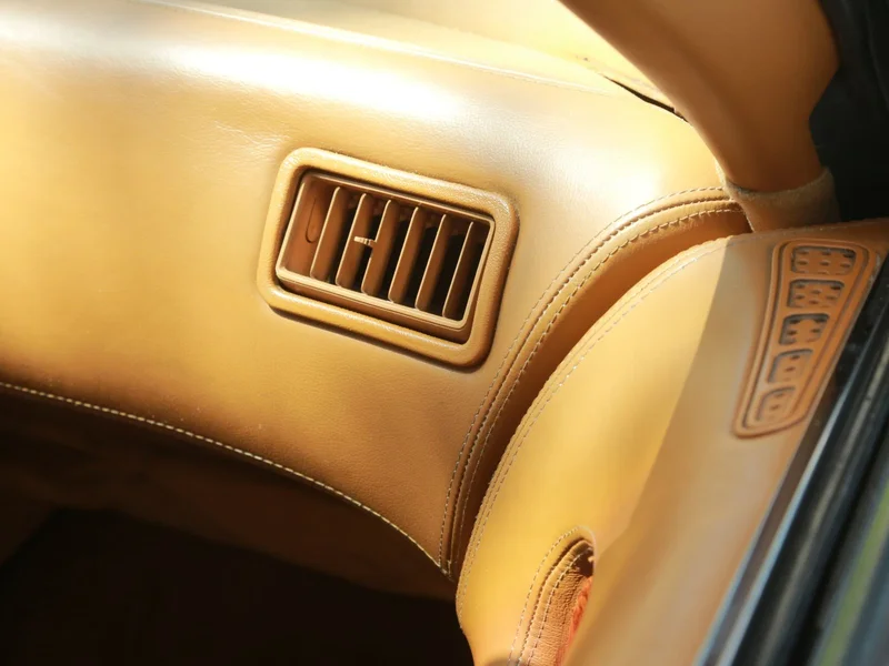 1991 Chrysler TC by Maserati Base 47