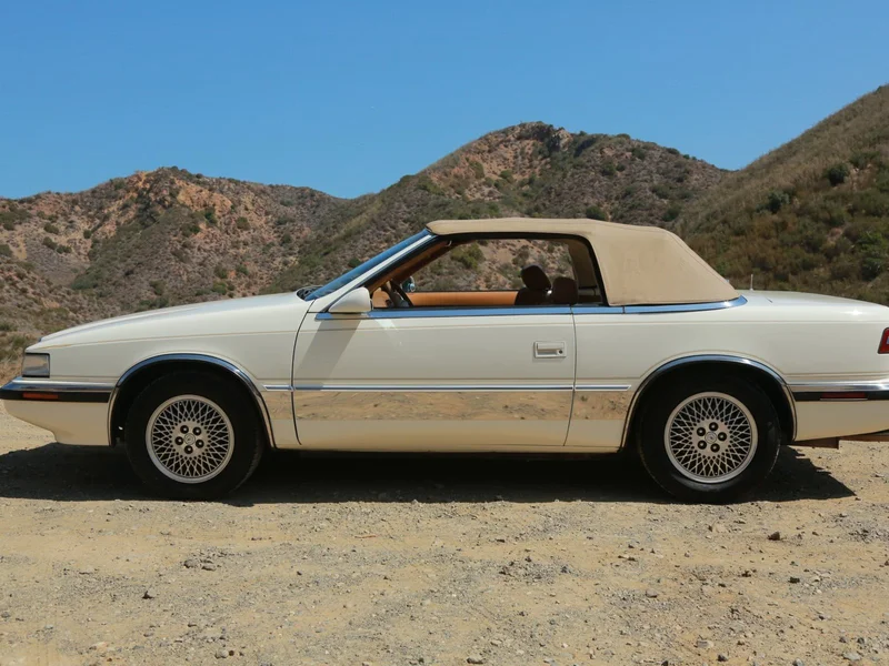 1991 Chrysler TC by Maserati Base 15