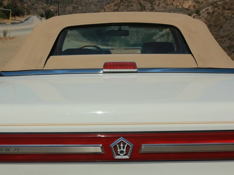 1991 Chrysler TC by Maserati Base 23