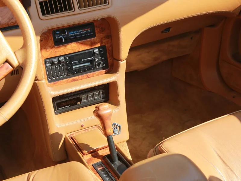 1991 Chrysler TC by Maserati Base 45