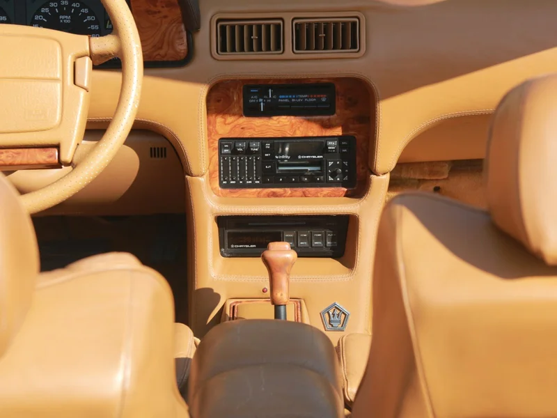 1991 Chrysler TC by Maserati Base 44