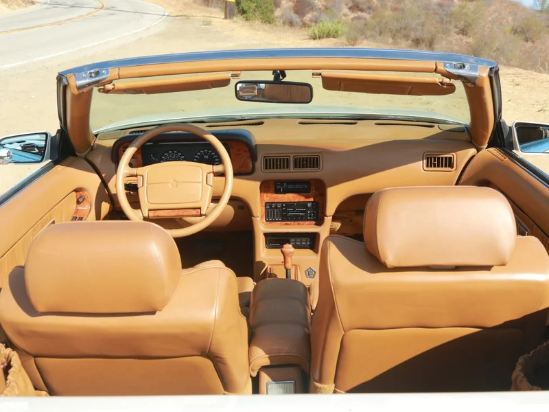 1991 Chrysler TC by Maserati Base 35