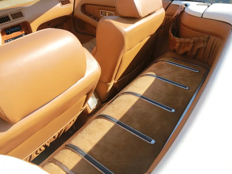 1991 Chrysler TC by Maserati Base 55
