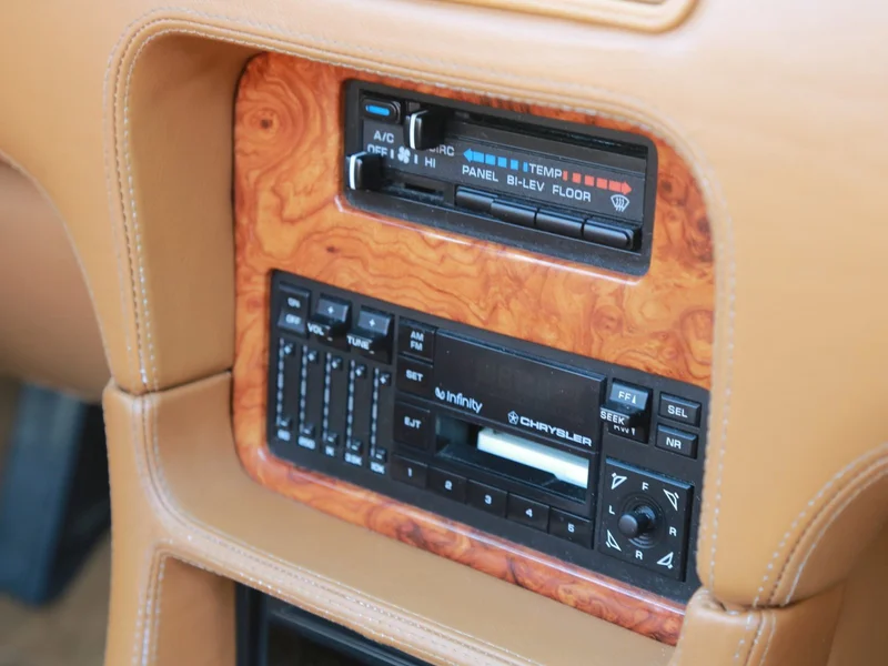 1991 Chrysler TC by Maserati Base 57