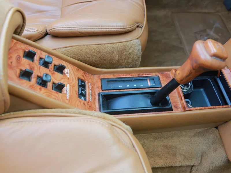 1991 Chrysler TC by Maserati Base 56