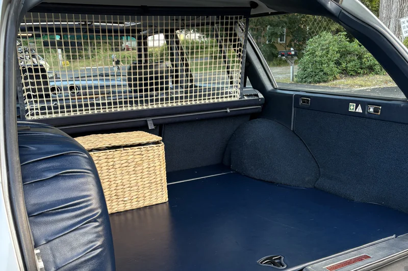 1982 Mercedes-Benz 300 TD Base 4