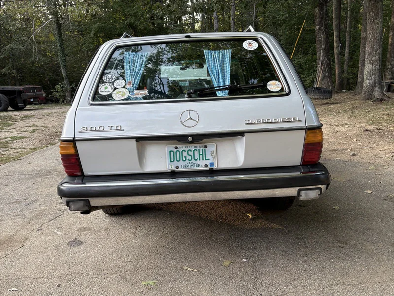 1982 Mercedes-Benz 300 TD Base 8