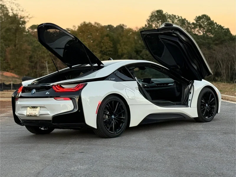 2019 BMW i8 Base (Latest Tech) 13