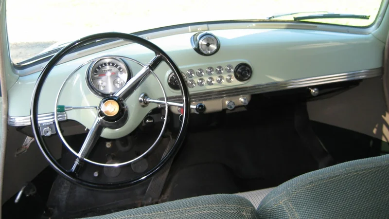 1952 Nash Rambler 4