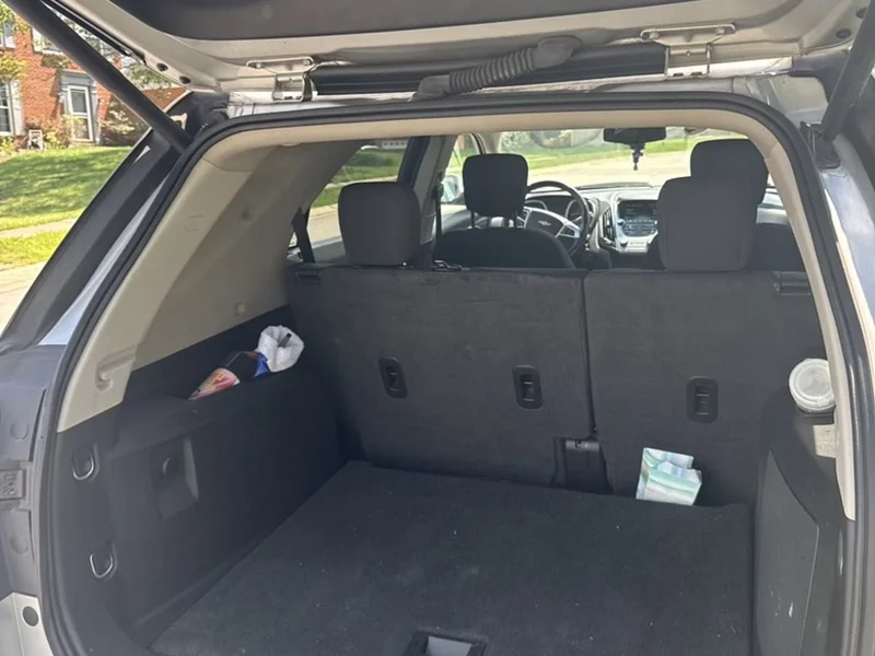 2017 Chevrolet Equinox L 10
