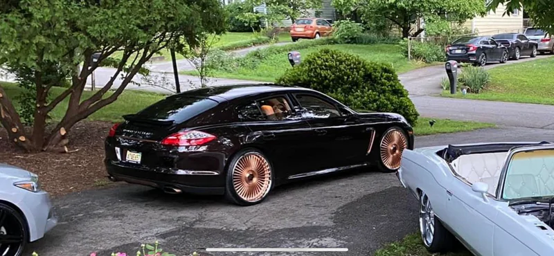 2013 Porsche Panamera 4 Platinum Edition 3