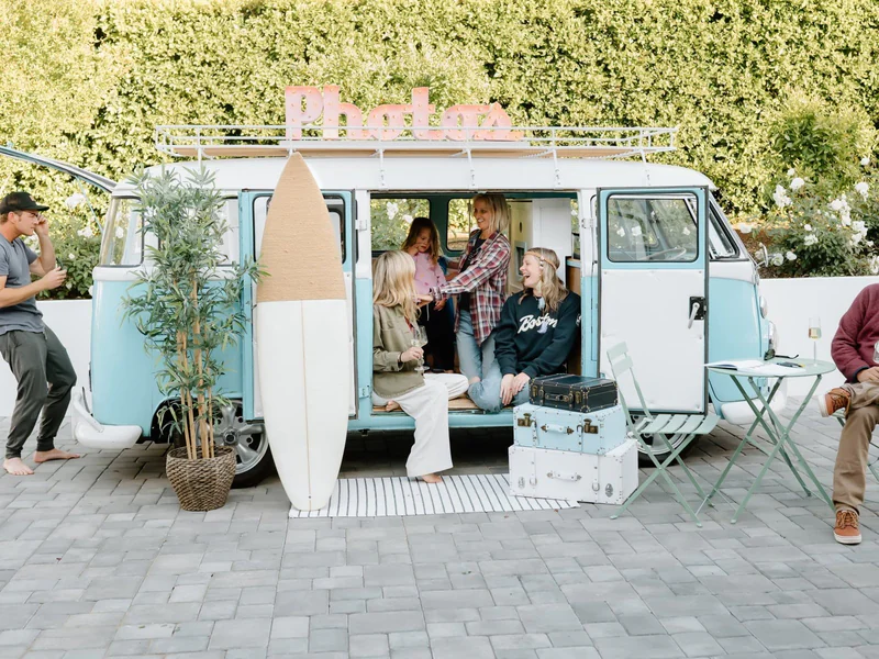 1975 Volkswagen Bus 3