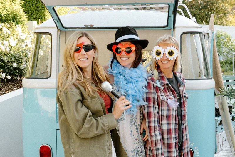 1975 Volkswagen Bus 10