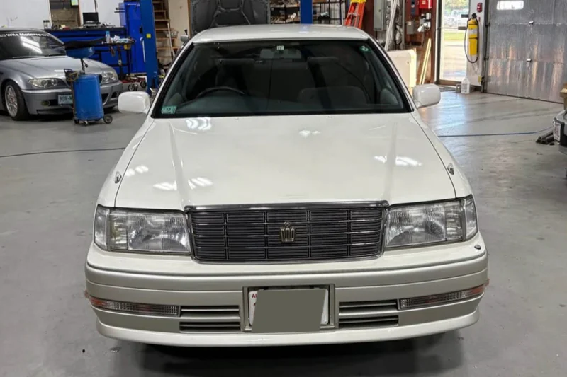 1998 Toyota Crown