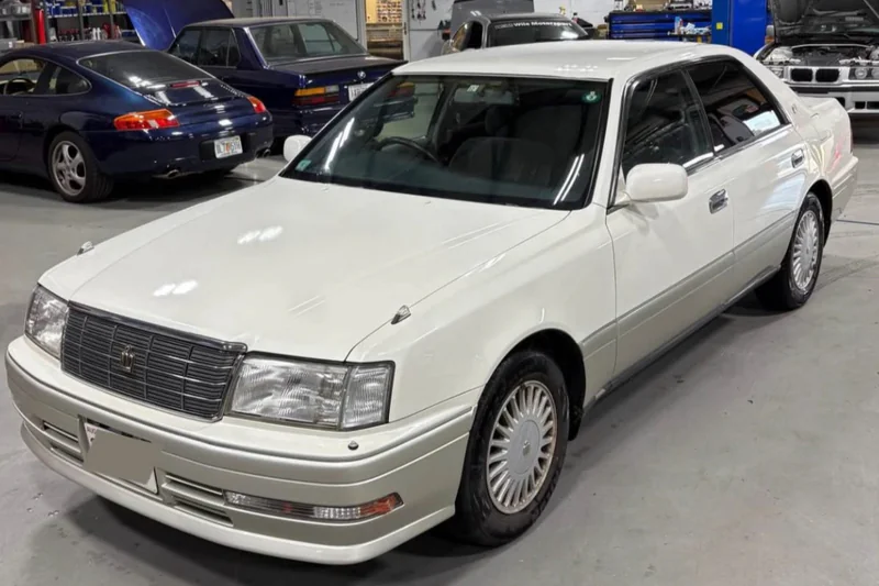 1998 Toyota Crown