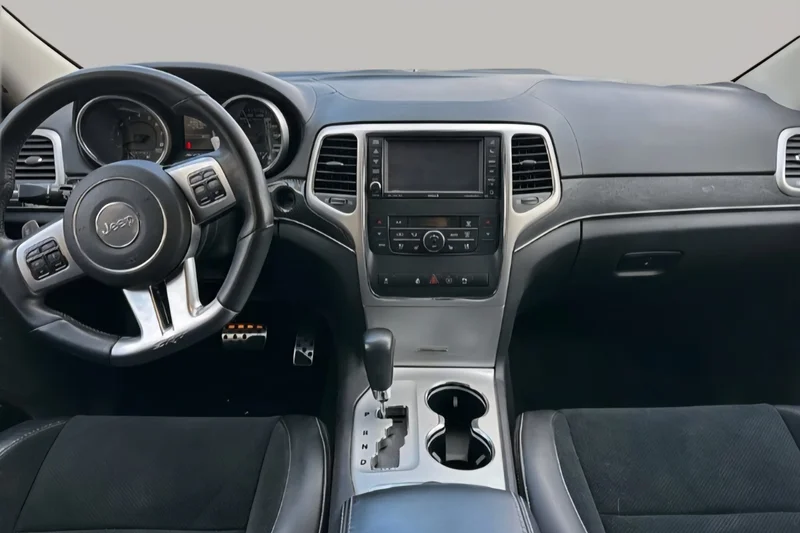2012 Jeep Grand Cherokee SRT8 4