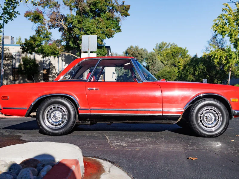 1968 Mercedes-Benz 280SL
