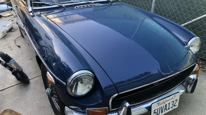 1970 MG B Roadster  11