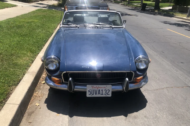 1970 MG B Roadster  13