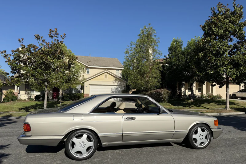 1990 Mercedes-Benz 560SEC