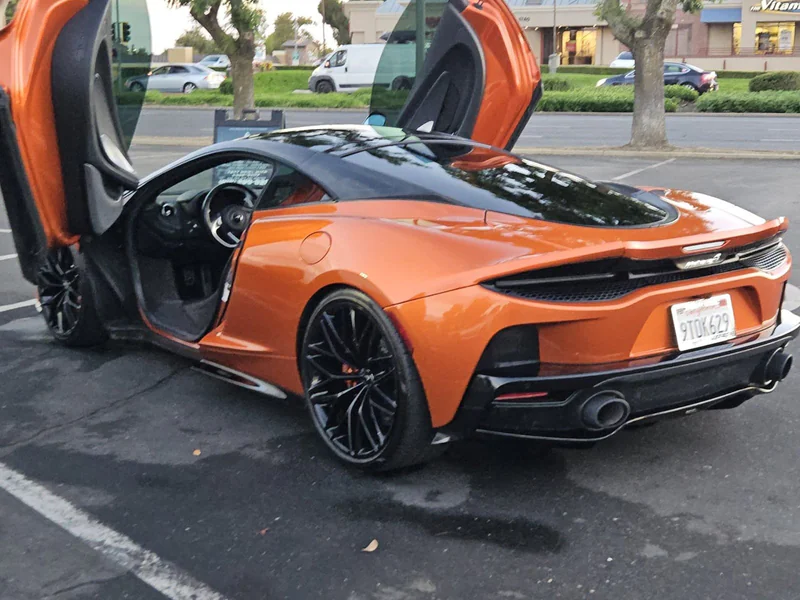 2021 McLaren 765 LT