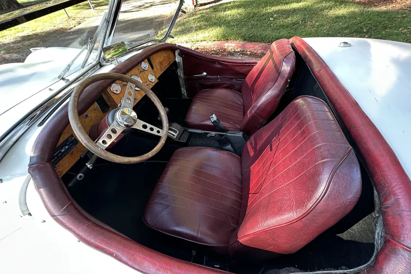 1952 Jaguar XK 120 Base 10
