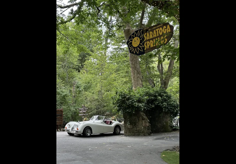 1952 Jaguar XK 120 Base 16