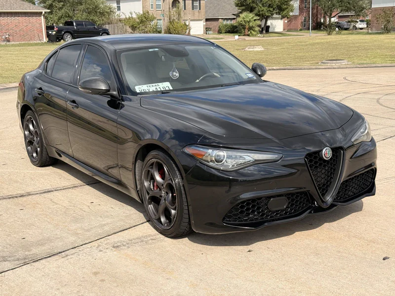 2019 Alfa Romeo Q4 9