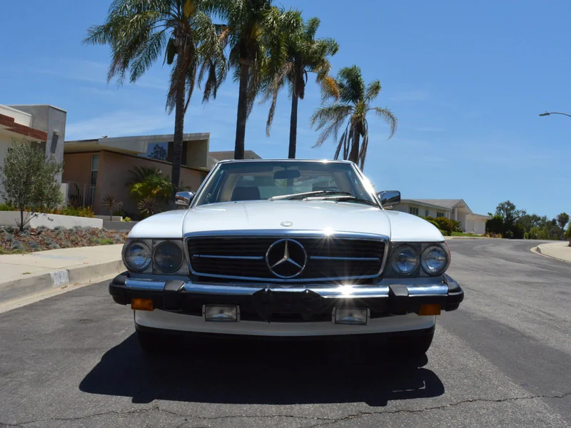 1987 Mercedes-Benz 560 SL 5